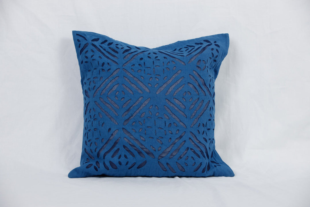 Applique Cushion - cushion - 04557/CU