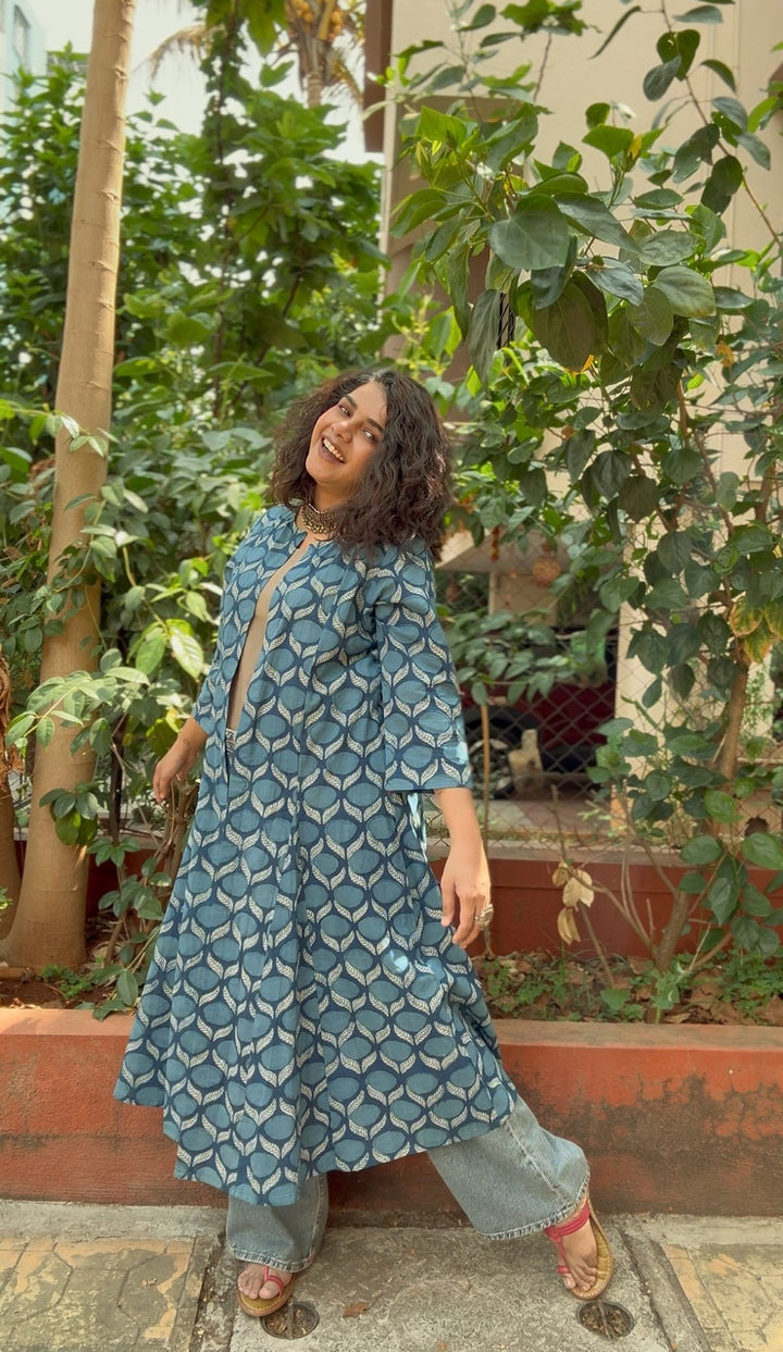 Tangerine cape - Apparel & Accessories - 