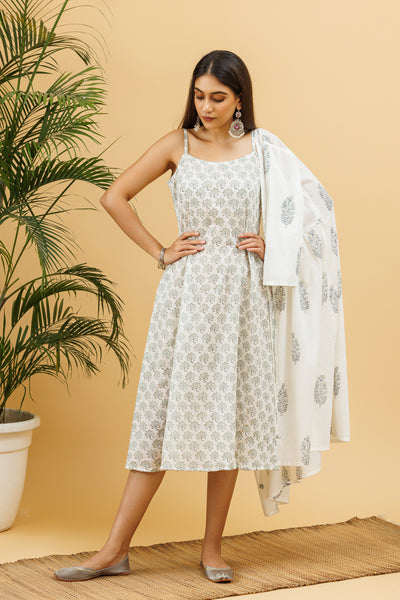Ibtida Hand Block Print Cape With Inner